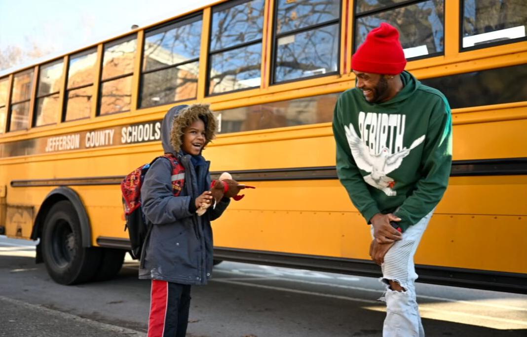 JCPS bus driver going viral after he bought PJs for 1st grader who didn't have any for Pajama Day